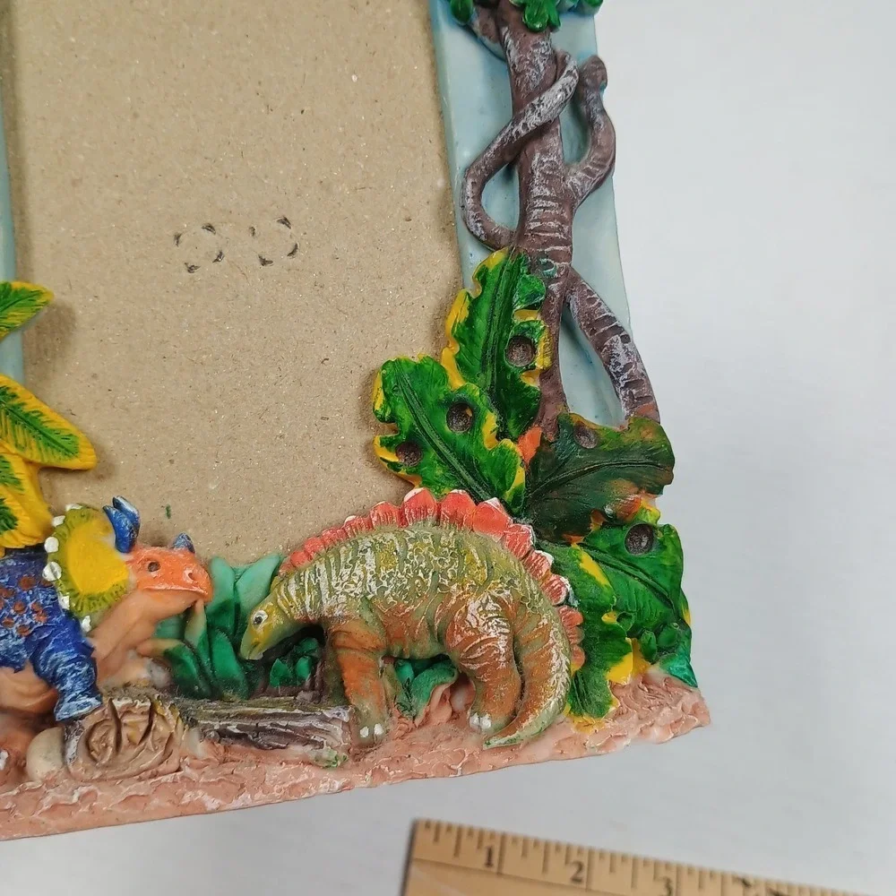 Resin 3d Dinosaur Prehistoric Picture Frame 3 X 5 Photo